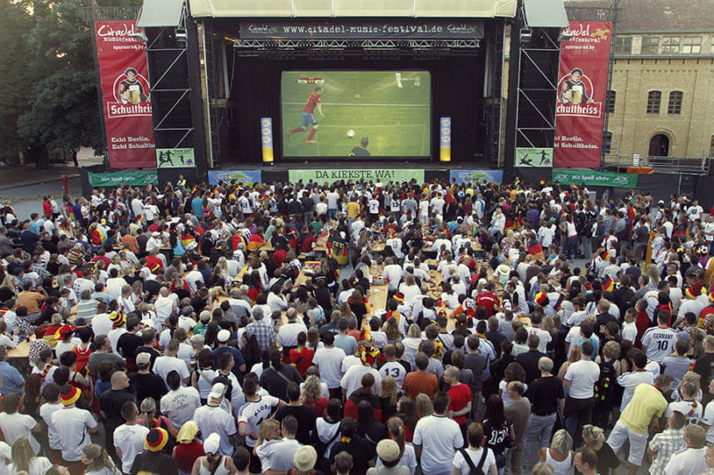 Public Viewing