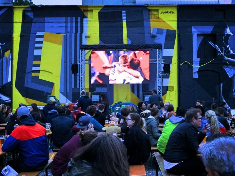 Public Viewing
